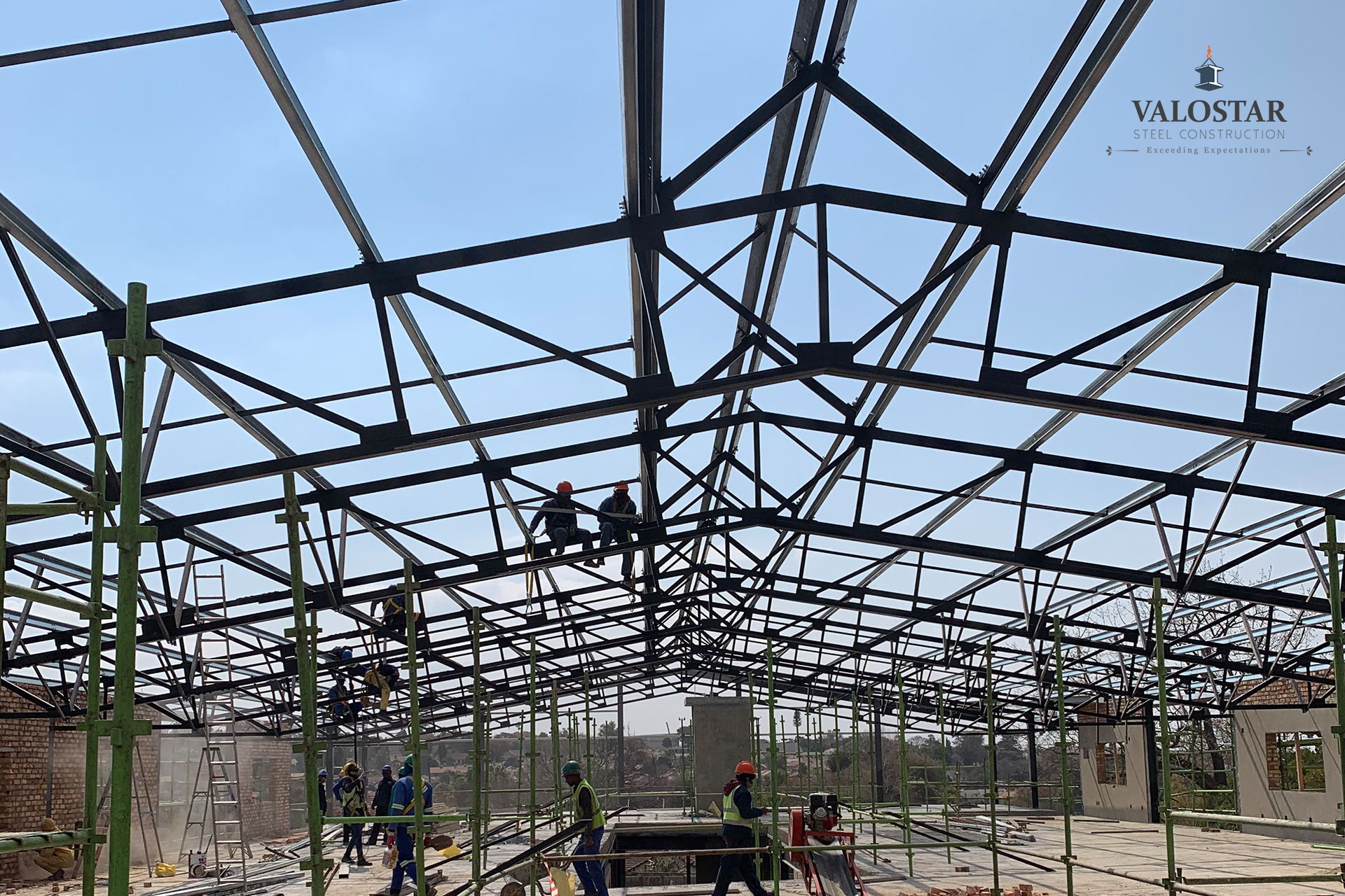wood-and-steel-trusses-which-is-right-for-your-project